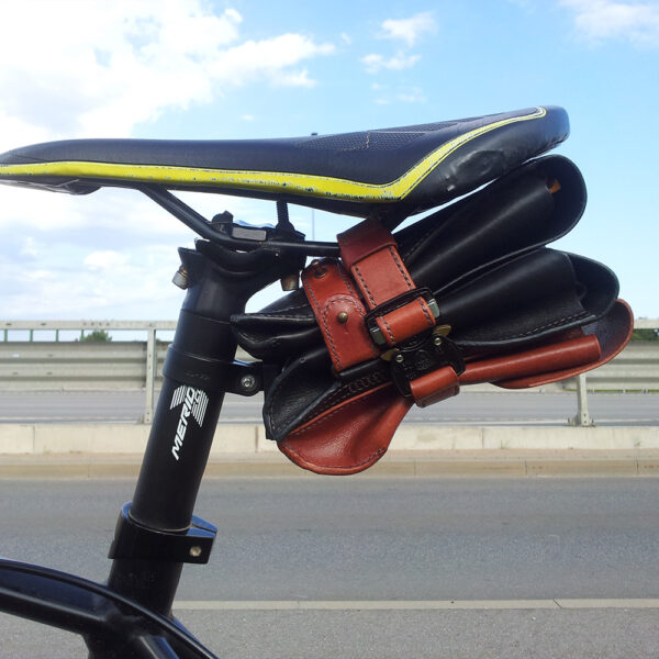 Premium quality luxury leather cycling saddle bag / bike commuting purse
